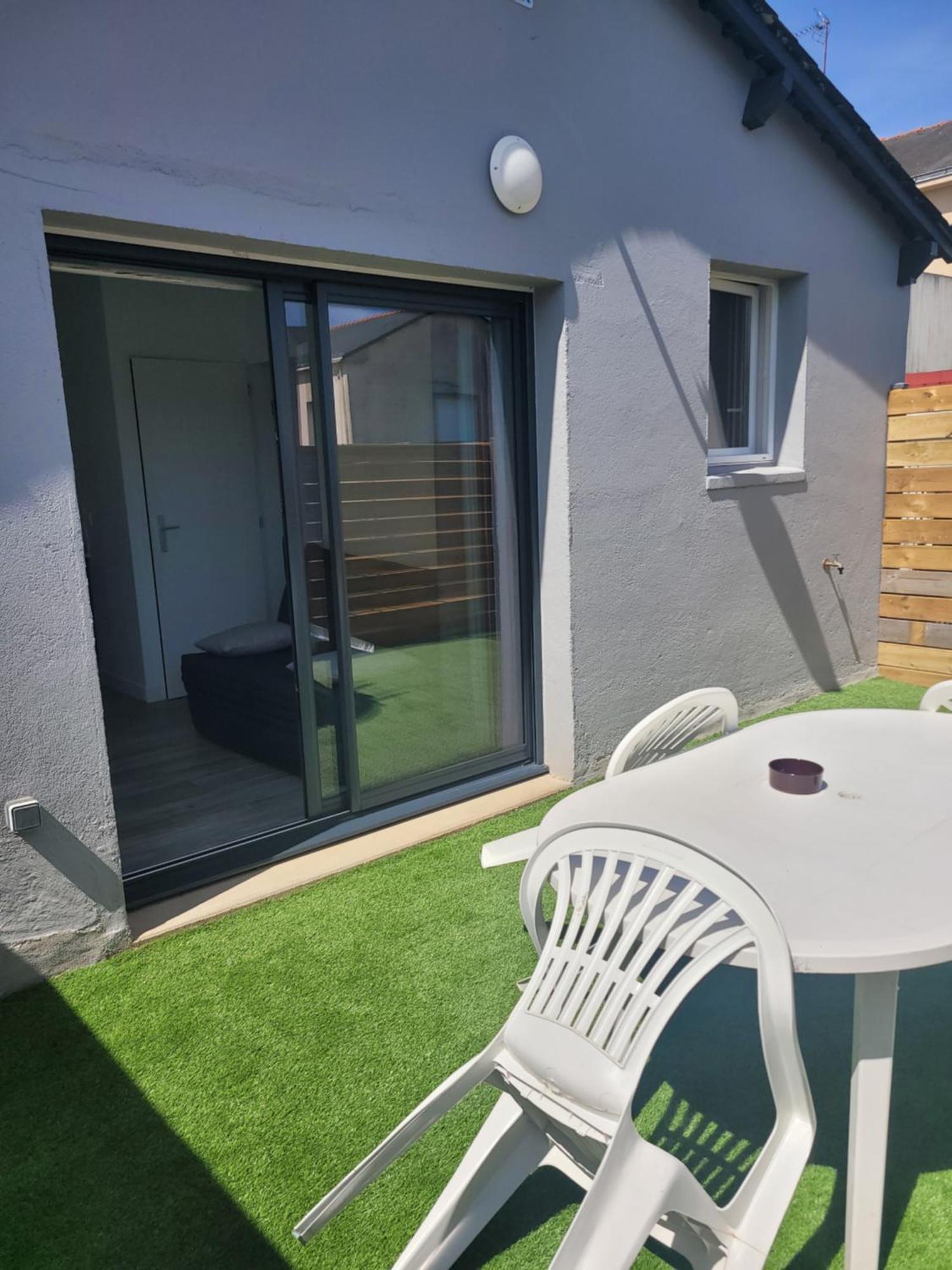Le Studio Saint-Pierre-Montlimart Dış mekan fotoğraf